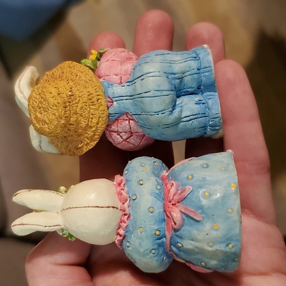 3for$20 Farmer stuffed white bunny rabbit figurines - Picture 4 of 4